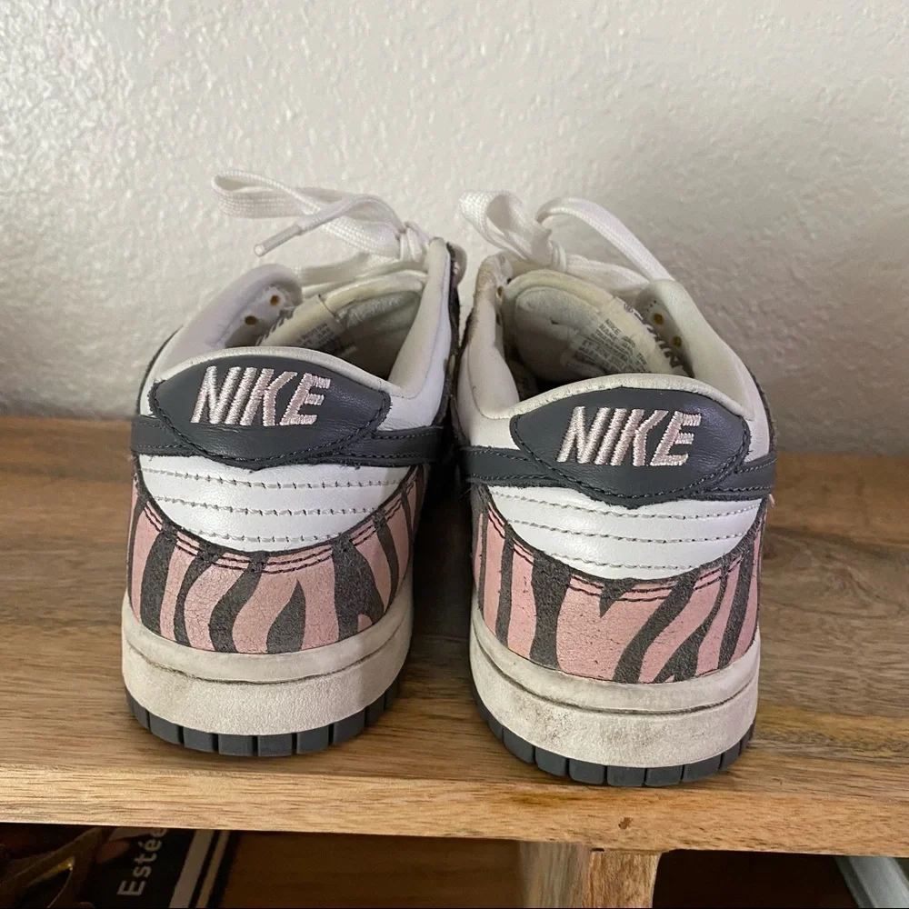 Nike Dunk - Picture 4 of 11